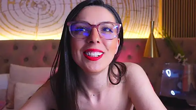 Snapshot of ClassyAllie chatting on March 1, 2:55 pm ClassyAllie online show from March 1, 2:55 pm