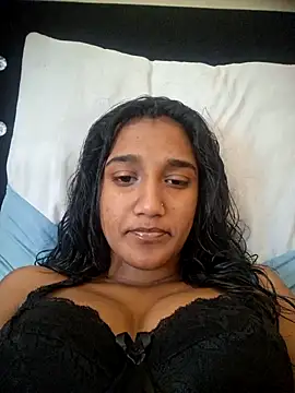 Snapshot of indianpink_lips chatting on November 15, 11:40 am indianpink lips online show from November 15, 11:40 am