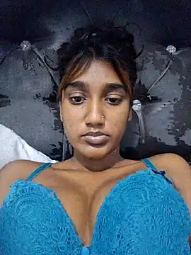 indianpink lips online show from March 25, 3:07 pm