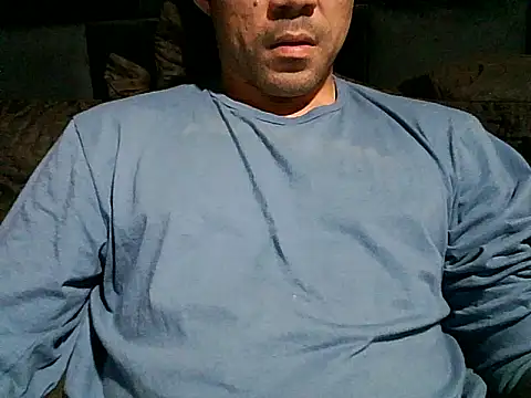Snapshot of mchdo09 chatting on May 16, 2:49 pm mchdo09 online show from May 16, 2:49 pm