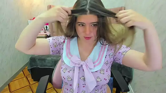 Lianngrace online show from October 10, 11:09 am