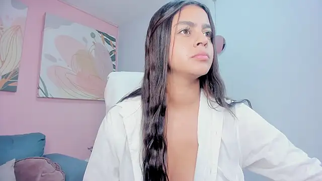 Bella walker  online show from November 15, 6:15 pm