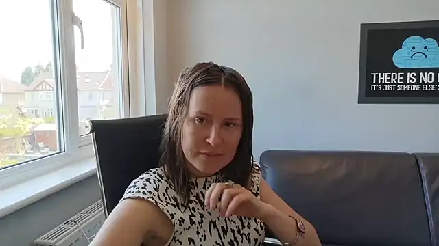 eatmypie69 online show from June 17, 11:34 am