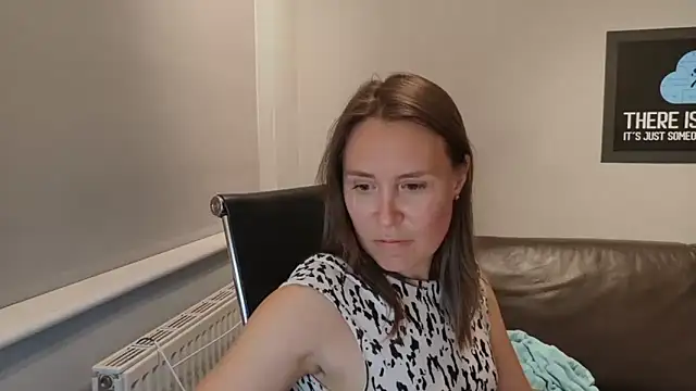 eatmypie69 online show from June 19, 9:51 pm