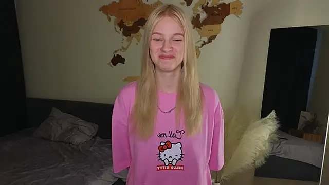 EdlaHewell online show from February 21, 9:13 am