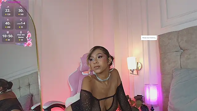 JasmineRoss 1 online show from June 5, 7:19 pm