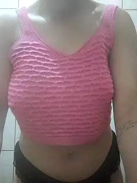 gatinha 18 online show from November 20, 4:34 am