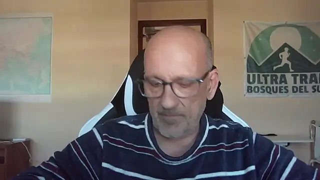 Snapshot of llopaco chatting on May 16, 12:48 pm llopaco online show from May 16, 12:48 pm
