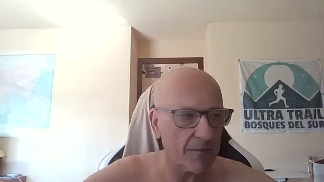Snapshot of llopaco chatting on May 27, 9:28 am llopaco online show from May 27, 9:28 am