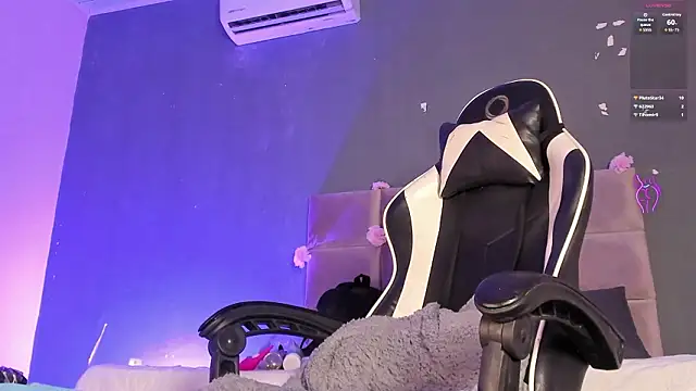  Ashley 33 online show from March 12, 8:04 pm