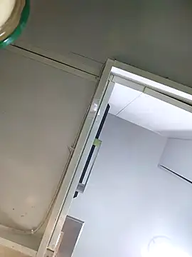 Snapshot of Loly2025 chatting on March 7, 2:23 pm Loly2025 online show from March 7, 2:23 pm