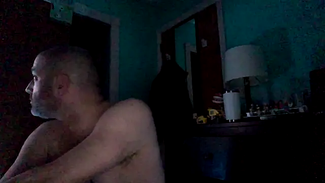 Snapshot of Novabear6996 chatting on February 24, 7:55 am Novabear6996 online show from February 24, 7:55 am