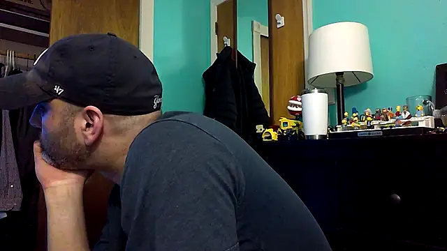 Snapshot of Novabear6996 chatting on February 25, 12:14 am Novabear6996 online show from February 25, 12:14 am