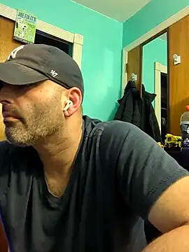 Snapshot of Novabear6996 chatting on March 4, 6:37 am Novabear6996 online show from March 4, 6:37 am