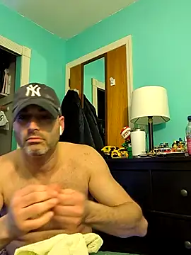 Snapshot of Novabear6996 chatting on March 10, 6:05 am Novabear6996 online show from March 10, 6:05 am