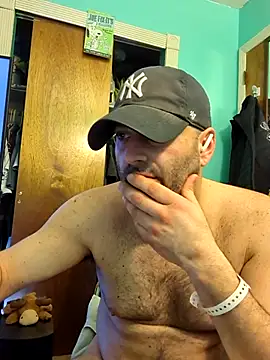 Snapshot of Novabear6996 chatting on March 21, 5:11 am Novabear6996 online show from March 21, 5:11 am