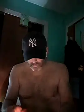 Snapshot of Novabear6996 chatting on March 21, 11:22 am Novabear6996 online show from March 21, 11:22 am