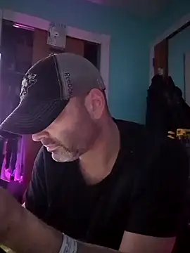 Snapshot of Novabear6996 chatting on March 22, 8:51 am Novabear6996 online show from March 22, 8:51 am