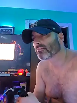 Snapshot of Novabear6996 chatting on May 3, 9:48 am Novabear6996 online show from May 3, 9:48 am