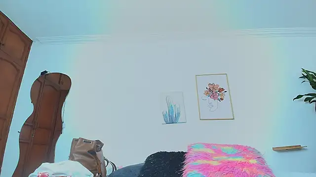 naomy 68 online show from March 8, 5:54 pm