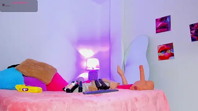 naomy 68 online show from November 8, 3:07 am