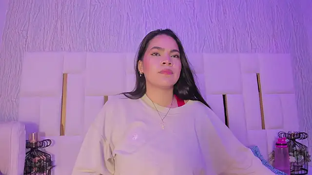 hillary uckerman  online show from October 28, 11:36 am