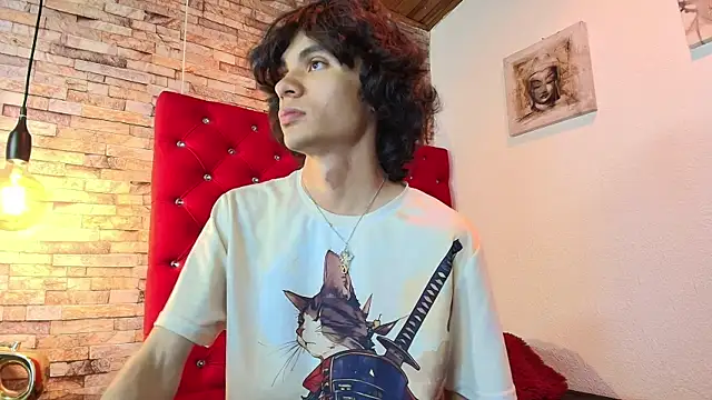 sc0rpius  online show from March 19, 7:17 pm