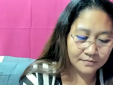 Snapshot of hotchubby88 chatting on December 19, 10:45 am hotchubby88 online show from December 19, 10:45 am