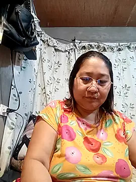 hotchubby88 online show from October 26, 5:24 am