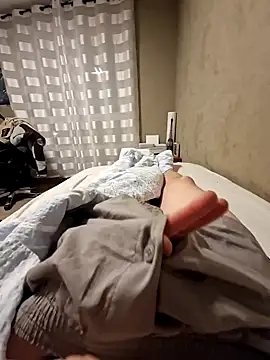 DerechteJunge online show from February 22, 4:40 am