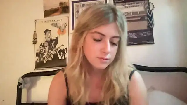 sinfulblonde1 online show from February 18, 10:58 pm