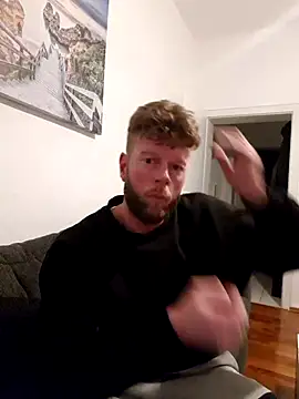 xXCR07xX online show from March 2, 5:47 pm