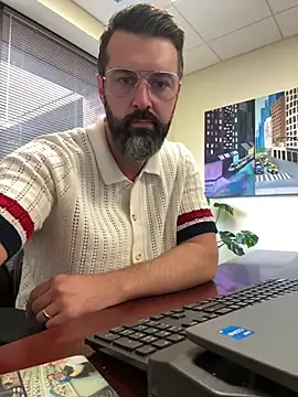 plaintreebull online show from July 21, 2:52 pm