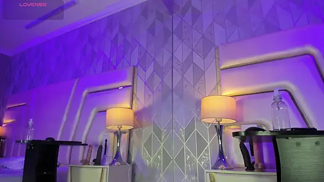 AnahisBennett online show from January 10, 4:03 am