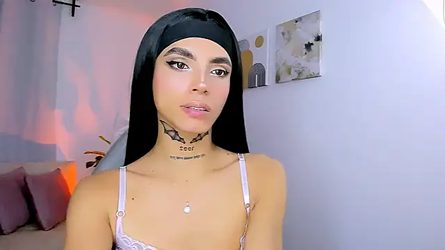 nilam valker online show from March 10, 1:10 am