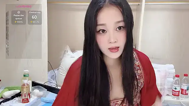 yueyue2003 online show from November 14, 4:33 am