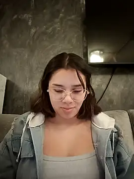 EmmaSulivan online show from November 6, 12:39 pm