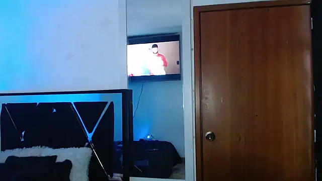 Smith boy 25 online show from February 18, 10:03 pm