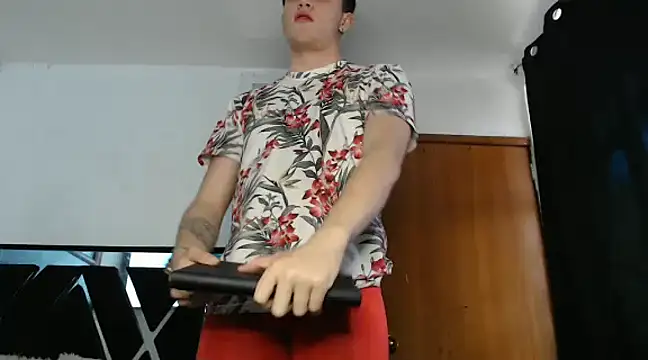 Smith boy 25 online show from February 27, 9:25 pm