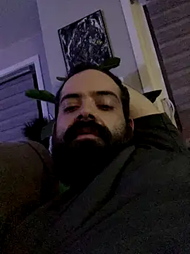 guccititi online show from December 19, 8:10 am