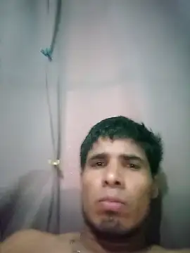 Snapshot of Andresjflds chatting on September 15, 8:20 pm Andresjflds online show from September 15, 8:20 pm