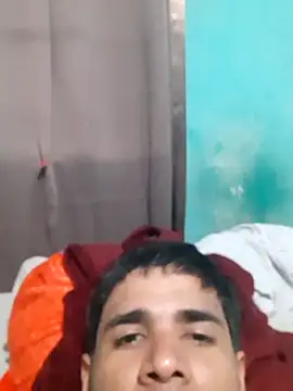 Snapshot of Andresjflds chatting on February 18, 5:03 am Andresjflds online show from February 18, 5:03 am