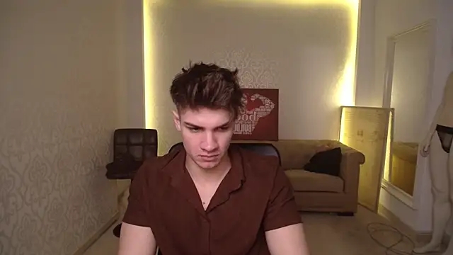 MaxKaiden online show from February 28, 5:37 am