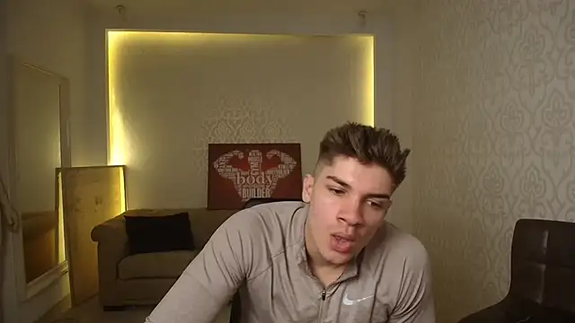 MaxKaiden online show from March 12, 5:13 am