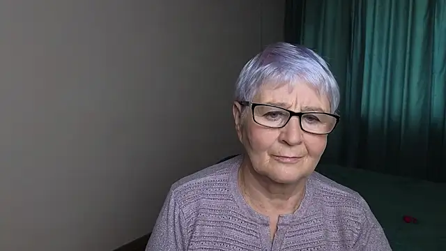 Sandra Snowflake online show from September 18, 11:34 am