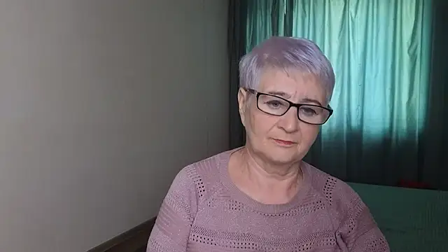 Sandra Snowflake online show from October 14, 11:11 am