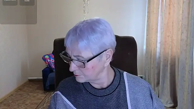 Snapshot of Sandra_Snowflake chatting on January 19, 11:47 am Sandra Snowflake online show from January 19, 11:47 am