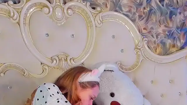 BECKI VRES online show from March 18, 10:03 am