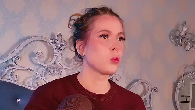 BECKI VRES online show from September 28, 8:47 pm