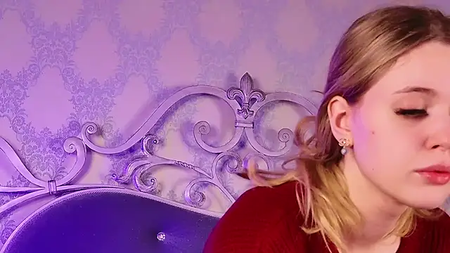 BECKI VRES online show from October 10, 9:14 pm